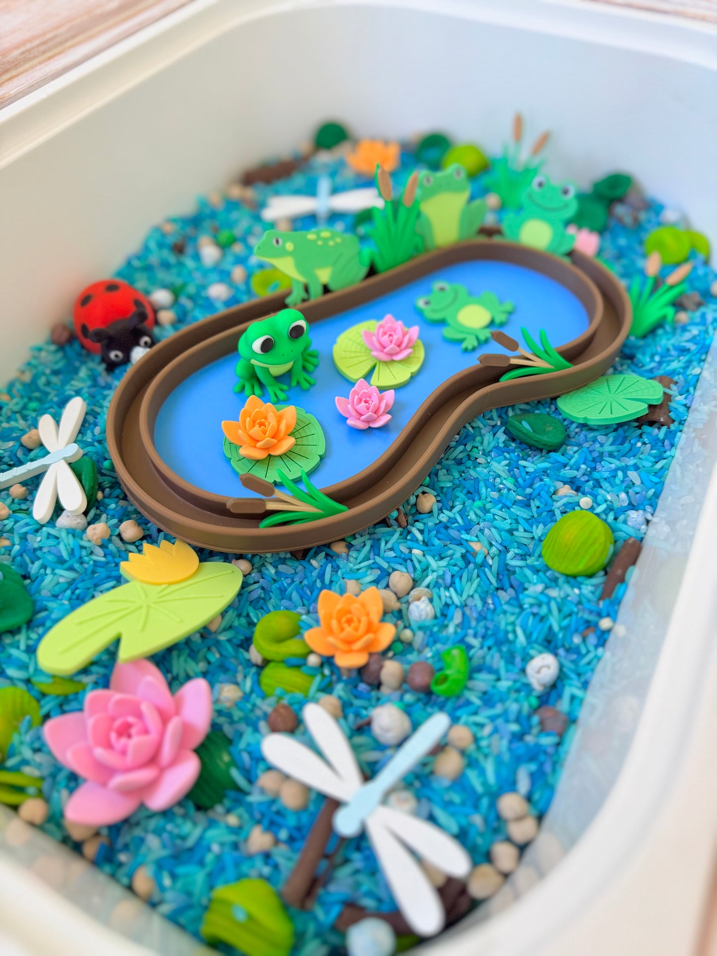 Puddle Pond Play Tray