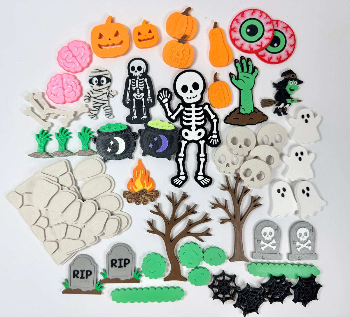 Spooky Yard Small World Set
