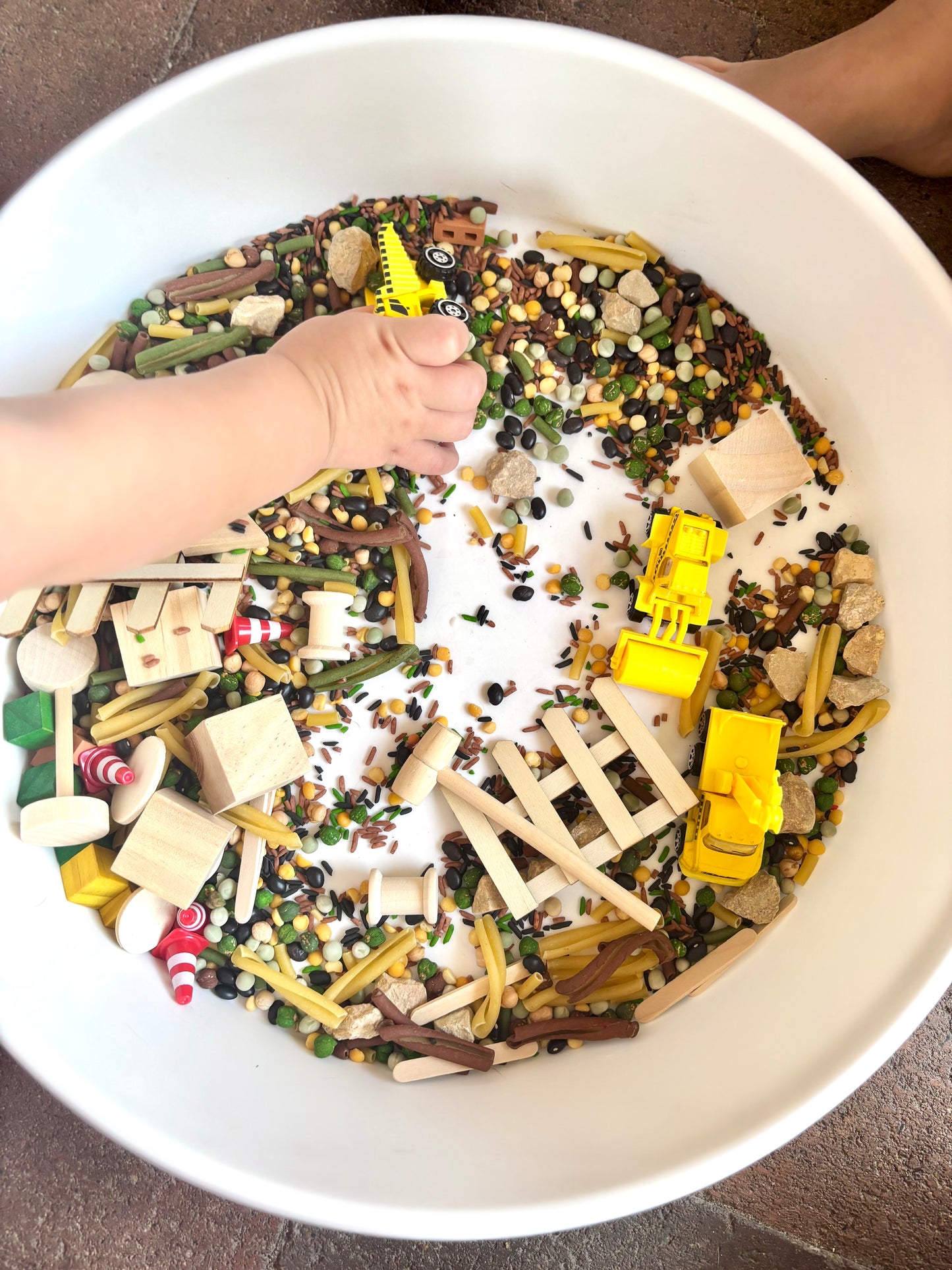 Earth Mover Sensory Exploration Kit