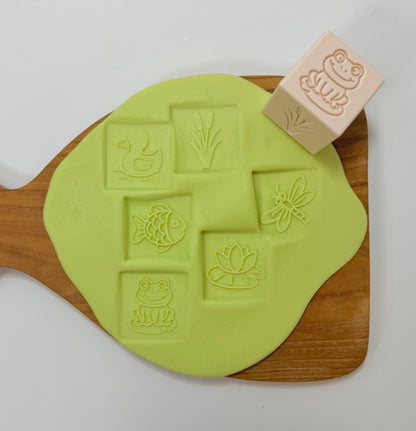 Spring Bloom Stamping Cube