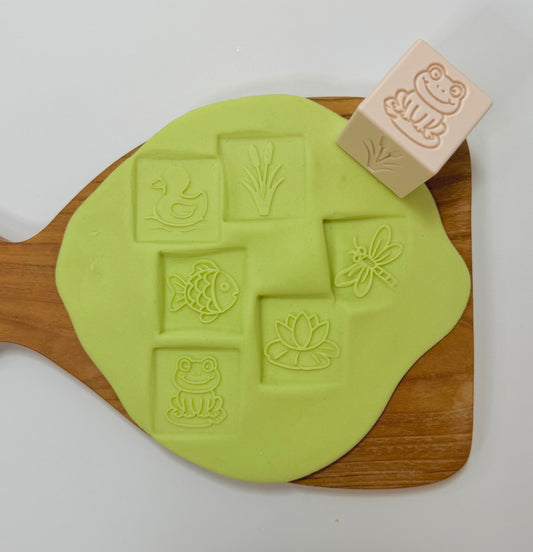 Spring Bloom Stamping Cube