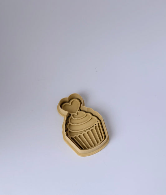 Love Cupcake Cutter Set